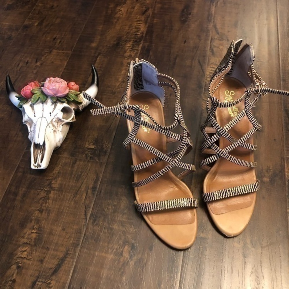 Seychelles | heels